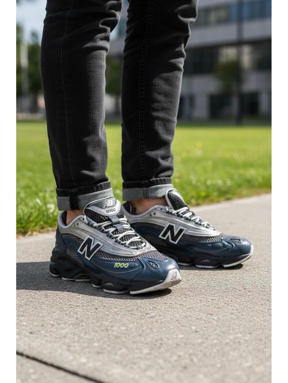 New Balance 1000 Blue Grey Y2K Running Sneakers Size Men’s 9 / 10.5 Women’s